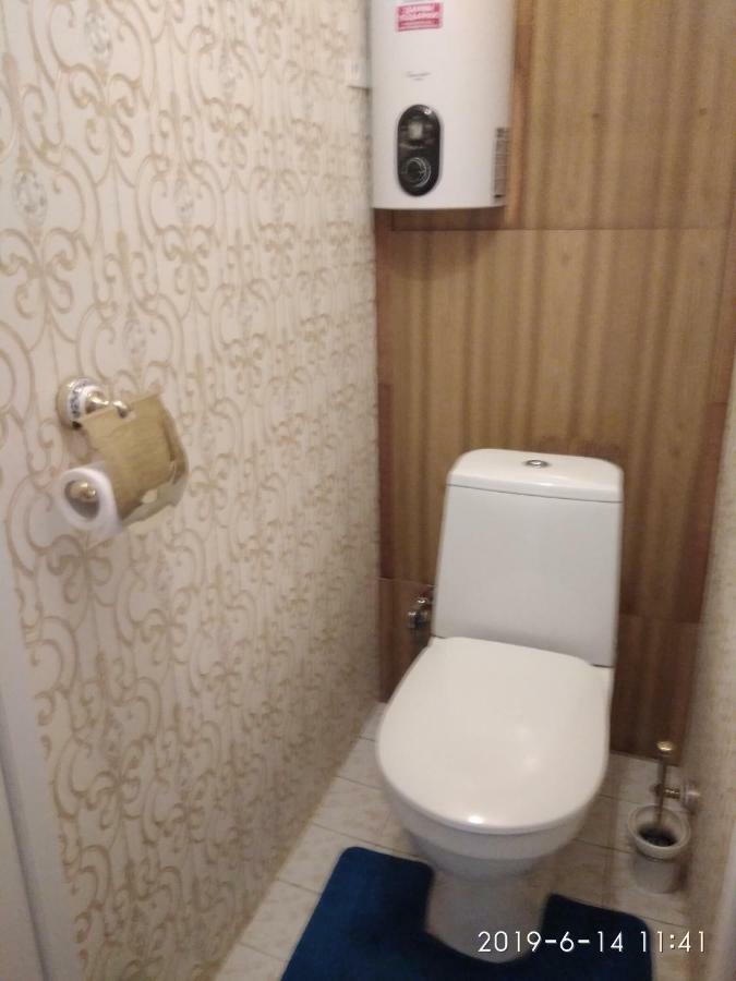 Комната Для Гостей Рядом С Станцией Метро Каменная Горка Minsk Esterno foto